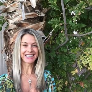 Meet your Posher, Melanie